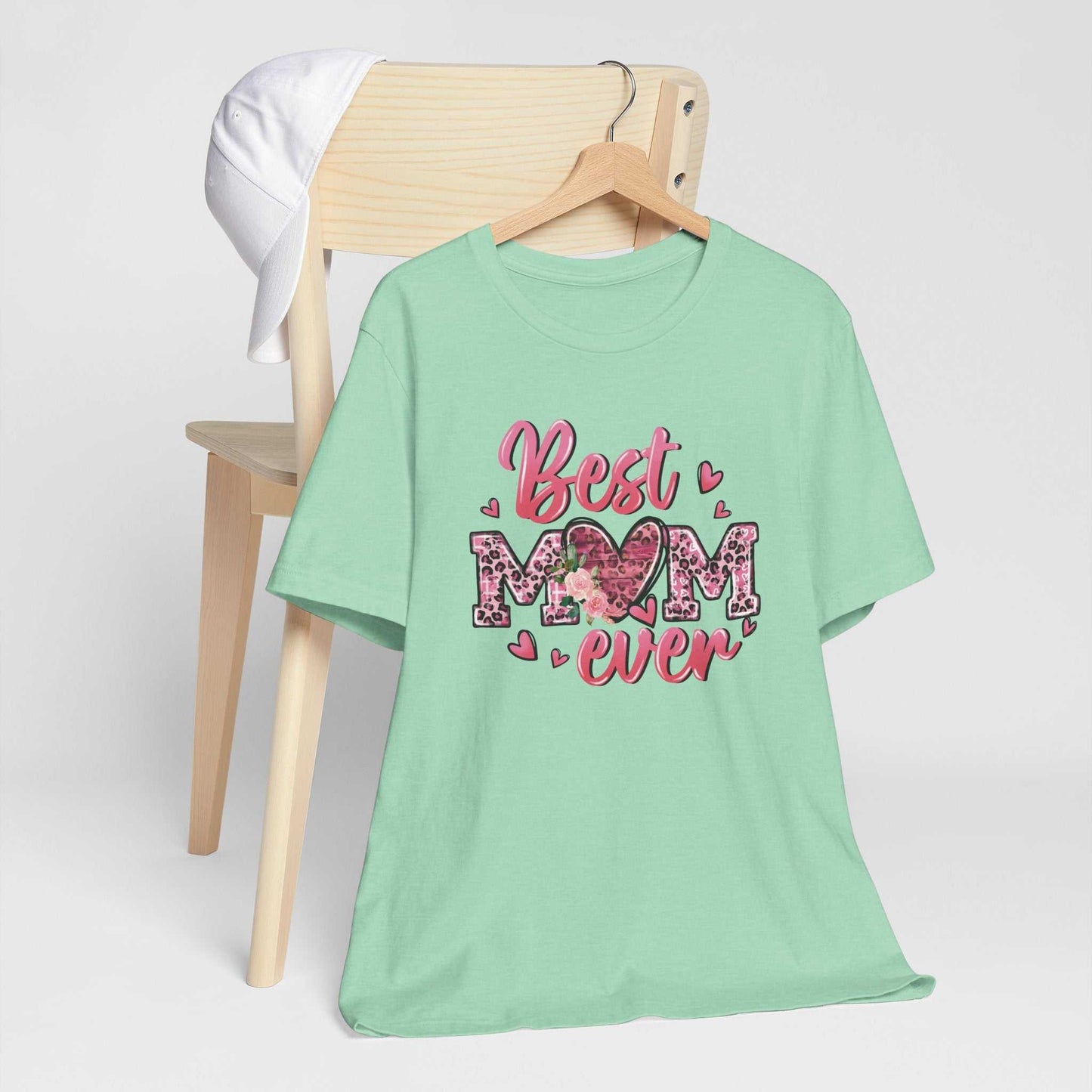 Pink "Best Mom Ever" leopard heart design t-shirt made of soft breathable cotton