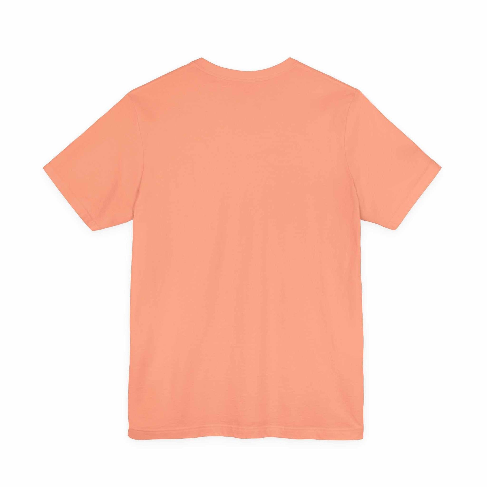 Unisex jersey short sleeve tee made of soft cotton with ribbed collar and tapered shoulders