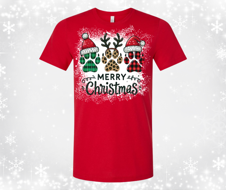 Merry Christmas Paw Print Tee – Festive Pet-Lover Holiday Shirt